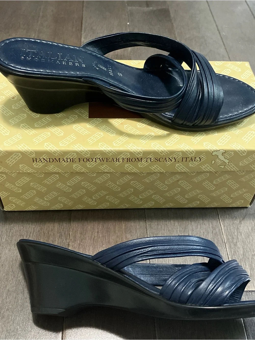 Italian Shoemakers Navy Leather Wedge Slide Sandals size 9
